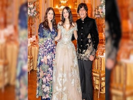 Ananya Panday's Sister Rysa Makes Le Bal Des Debut. Parents Chunky And Bhavana Panday Are There As Well Ananya Panday's Sister Rysa Makes Le Bal Des Debut. Parents Chunky And Bhavana Panday Are There As Well