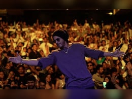 Box-Office Had To Pay A Heavy Price This Year With No Shah Rukh Khan Movie Releases Box-Office Had To Pay A Heavy Price This Year With No Shah Rukh Khan Movie Releases