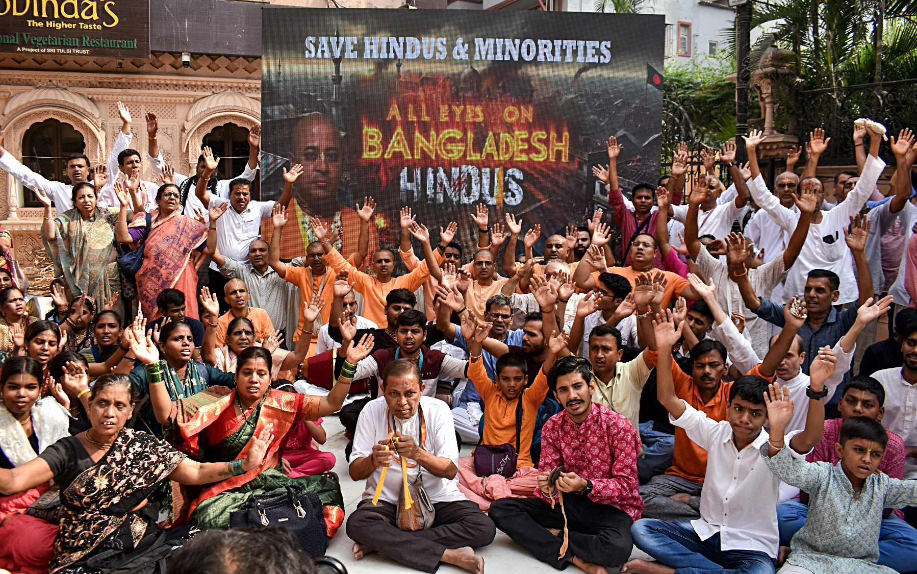 "Recurring Attacks On Minorities": India On Hindus Attacked In Bangladesh