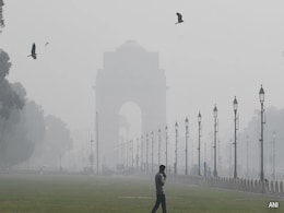 Delhi Braces For Cold Wave, Temperature Likely To Drop To 6 Degrees Celsius Delhi Braces For Cold Wave, Temperature Likely To Drop To 6 Degrees Celsius