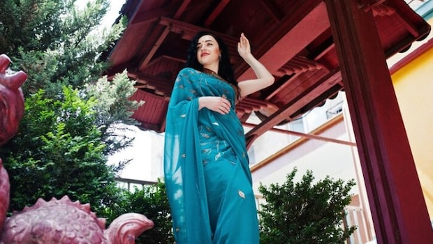 Top Deals On Cotton Sarees From Myntra