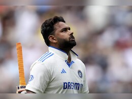 First Or Second Dismissal? Michael Clarke Gives His Take On Which Dismissal Rishabh Pant Would Have Regretted More First Or Second Dismissal? Michael Clarke Gives His Take On Which Dismissal Rishabh Pant Would Have Regretted More