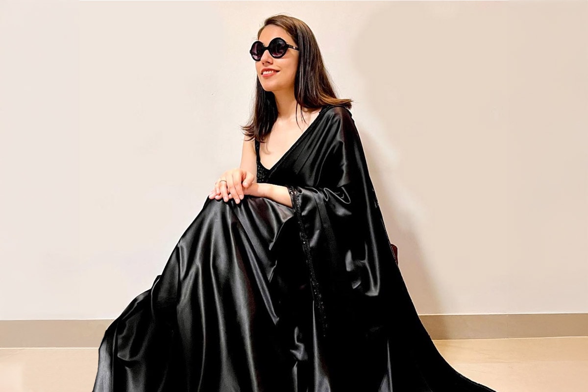 Saloni Gaur's Funny Take on Shaadi vs. Exams!