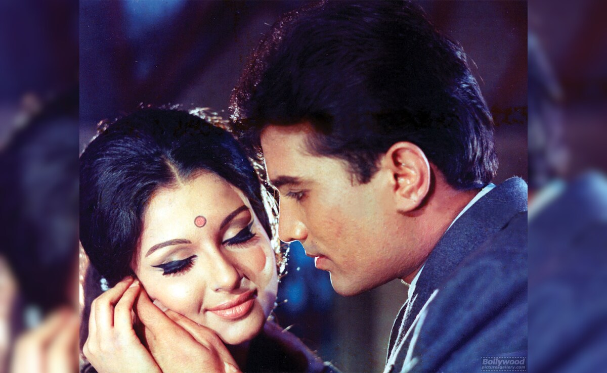 Sharmila Tagore Reveals Major "Problem" About <i> Aradhana</i> Co-Star Rajesh Khanna: "When We Were In The Same Frame..."