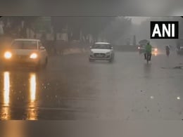 Delhi Rain: रात से बारिश, बर्फीली हवाएं... ठिठुरने लगी दिल्ली, अगले 2 दिन रहिए तैयार Delhi Rain: रात से बारिश, बर्फीली हवाएं... ठिठुरने लगी दिल्ली, अगले 2 दिन रहिए तैयार