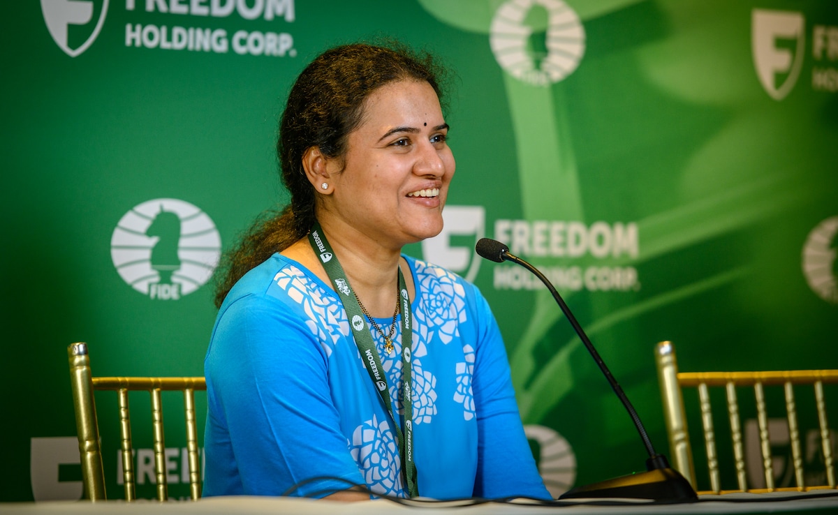 FIDE Women's World Cup: Harika Dronavalli, Koneru Humpy, Divya Deshmukh, Vaishali Rameshbabu Make Final Eight