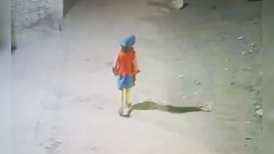 वाराणसी में 8 साल की बच्ची से रेप की कोशिश और हत्या... CCTV ने बोरे में मिले शव के खोले राज