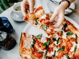 5 Kinds Of Pizza Eaters That Exist Everywhere - Which One Are You?