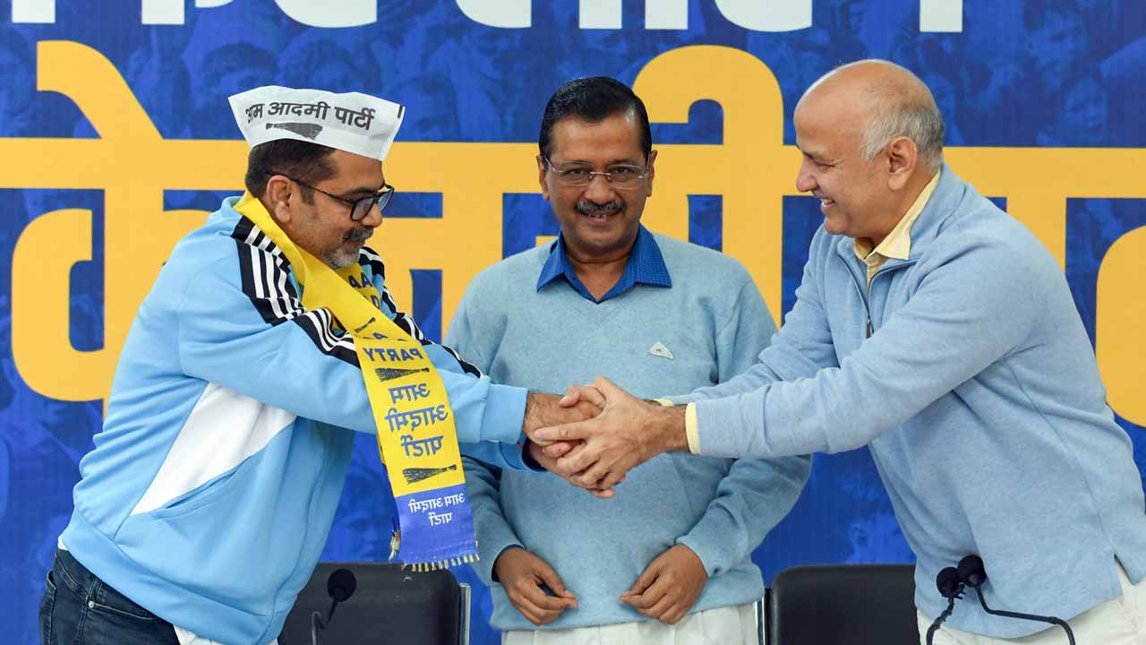 AAP Fields Manish Sisodia Moves To Jangpura, Avadh Ojha From Patparganj