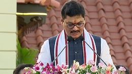 Dhananjay Munde : धनंजय मुंडेंना शेवटच्या क्षणी मंत्रिपद कसं मिळालं? कोणते फॅक्टर ठरले निर्णायक?