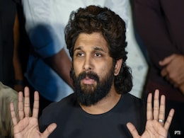 Allu Arjun At Hyderabad Police Station For Questioning In 'Pushpa 2' Stampede Case Allu Arjun At Hyderabad Police Station For Questioning In 'Pushpa 2' Stampede Case