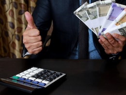 इस साल जॉब स्विच कर रहे हैं तो Income Tax से जुड़ी इन 5 बातों का रखें ध्यान, वरना हो सकती है दिक्कत इस साल जॉब स्विच कर रहे हैं तो Income Tax से जुड़ी इन 5 बातों का रखें ध्यान, वरना हो सकती है दिक्कत