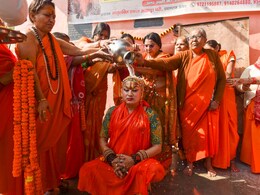 हिमांगी सखी को मिला साध्वी त्रिकाल भवंता का साथ, अब किन्नर और महिला अखाड़ा की ताकत बढ़ेगी?