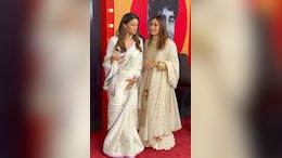 Kareena Kapoor Calms Down A Stressed Alia Bhatt At The Raj Kapoor Film Festival