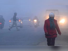 Weather Report: सर्दी से सहमी दिल्ली, यूपी में शीतलहर का अलर्ट; जानें अपने शहर का हाल Weather Report: सर्दी से सहमी दिल्ली, यूपी में शीतलहर का अलर्ट; जानें अपने शहर का हाल