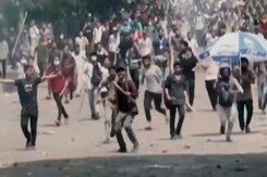 2024: Bangladesh Descends Into Chaos | Attacks On Minorities Under Interim Govt 2024: Bangladesh Descends Into Chaos | Attacks On Minorities Under Interim Govt