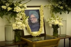 Manmohan Singh Dies At The Age Of 92, Nation Mourns A Statesman Manmohan Singh Dies At The Age Of 92, Nation Mourns A Statesman