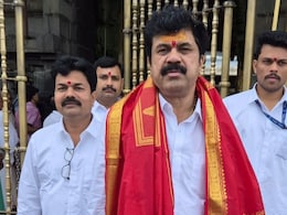 Walmik Karad: वाल्मिक कराड गरीब राजकारणी, द्वेषातून कारवाई,  वकिलांचा जोरदार युक्तिवाद; 30 मिनिटात काय घडलं? Walmik Karad: वाल्मिक कराड गरीब राजकारणी, द्वेषातून कारवाई,  वकिलांचा जोरदार युक्तिवाद; 30 मिनिटात काय घडलं?