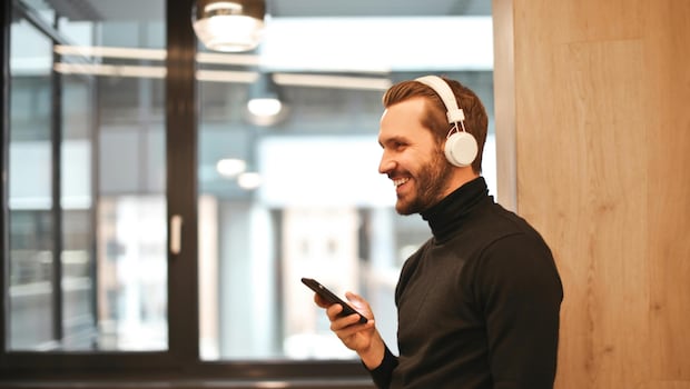 Top Deals On Bluetooth Headphones From Flipkart