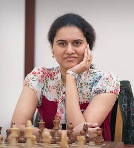 Koneru Humpys Narrow Miss As Doha Delivers Drama At  World Rapid Championships