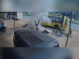 फटा टायर, हवा में उछल गया व्यक्ति, देखें दिल दहलाने वाला वीडियो फटा टायर, हवा में उछल गया व्यक्ति, देखें दिल दहलाने वाला वीडियो