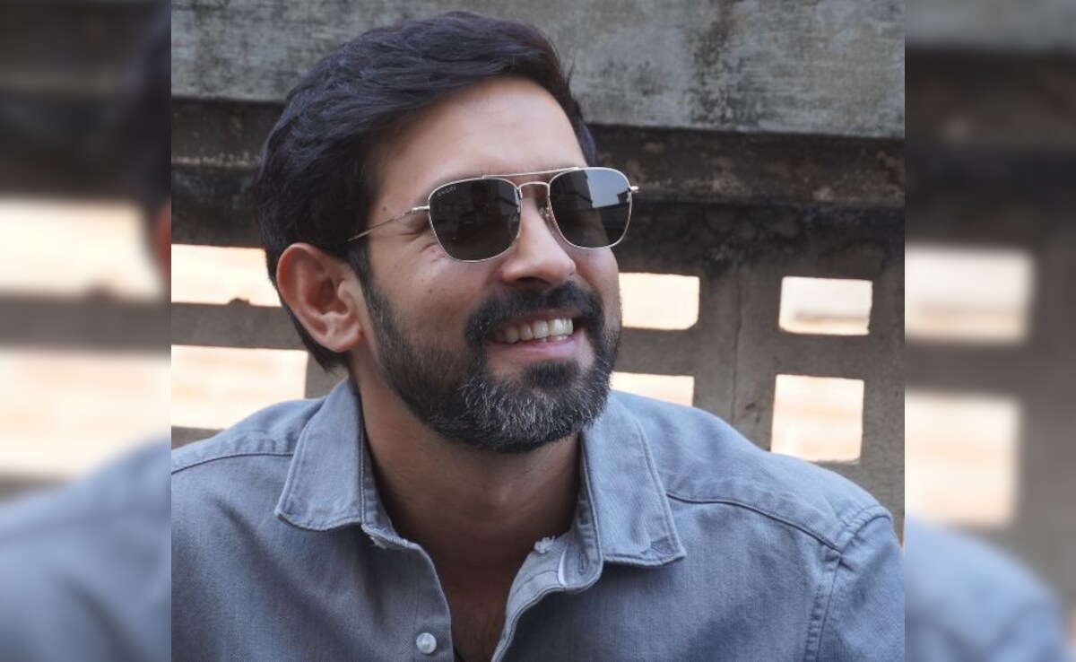 Vikrant Massey Clarifies "Retirement" Post (Again): "Wrote A lot Of English, Many People Couldn't Understand It"