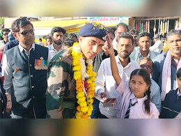 MP में अग्निवीर की 'जय-जय', ट्रेनिंग करके घर लौटने पर ग्रामीणों ने खास तरीके से किया स्वागत MP में अग्निवीर की 'जय-जय', ट्रेनिंग करके घर लौटने पर ग्रामीणों ने खास तरीके से किया स्वागत