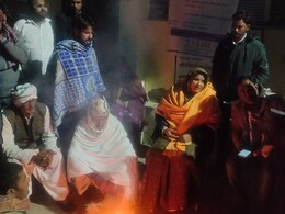 Rajasthan Politics: कांग्रेस विधायक को आया गुस्सा, रातभर थाने के बाहर बैठी रहीं इंदिरा मीणा; मनाते रह गए पुलिस अधिकारी Rajasthan Politics: कांग्रेस विधायक को आया गुस्सा, रातभर थाने के बाहर बैठी रहीं इंदिरा मीणा; मनाते रह गए पुलिस अधिकारी