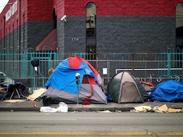 Homelessness In US Hits New Record, 23 In Every 10,000 Without A Home: Report Homelessness In US Hits New Record, 23 In Every 10,000 Without A Home: Report