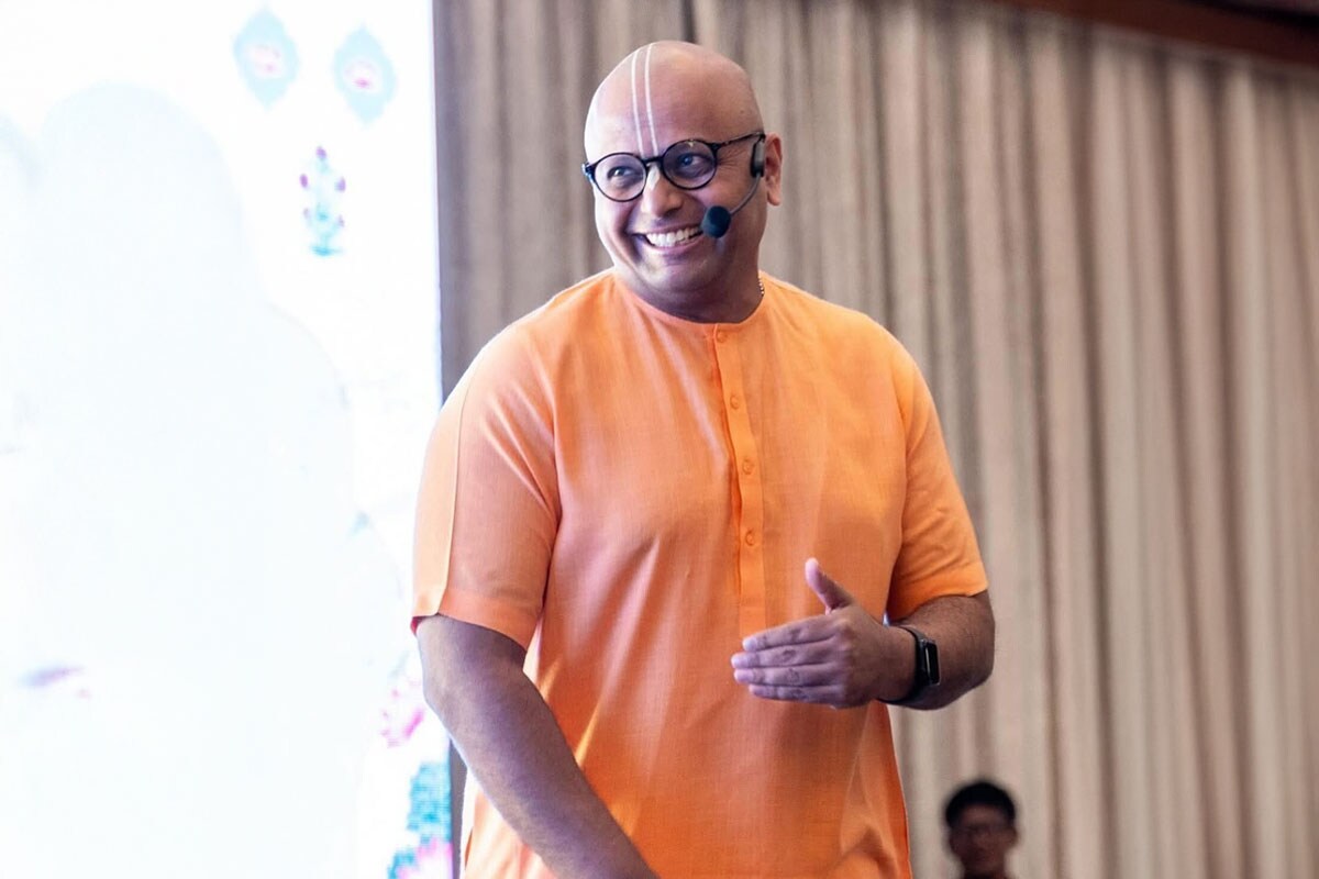 Gaur Gopal Das Breaks Silence on Not Speaking to His Father: "Galati Ho Gayi..." Gaur Gopal Das Breaks Silence on Not Speaking to His Father: "Galati Ho Gayi..."