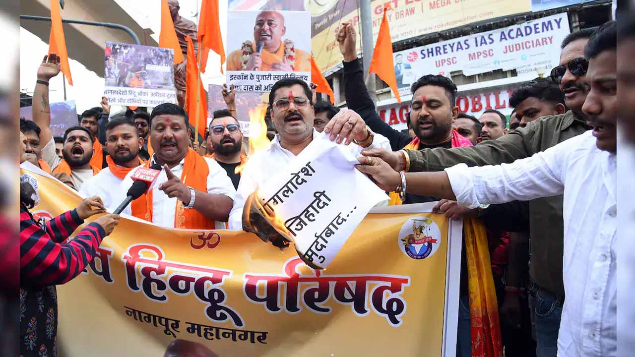 2 More Hindu Priests Arrested In Bangladesh Amid Protests: ISKCON Member