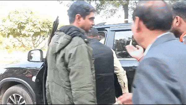 Rajasthan: ''ज्यादा बकवास करोगे तो ऊपर गाड़ी चढ़ा दूंगा'', प्रदर्शन कर रहे ABVP कार्यकर्ताओं से बोले BJP MLA भागचंद टाकड़ा