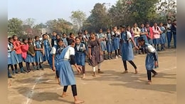 खेळता खेळता खाली कोसळली, जीवानिशी गेली, 15 वर्षाच्या विद्यार्थिनीसोबत काय झालं?