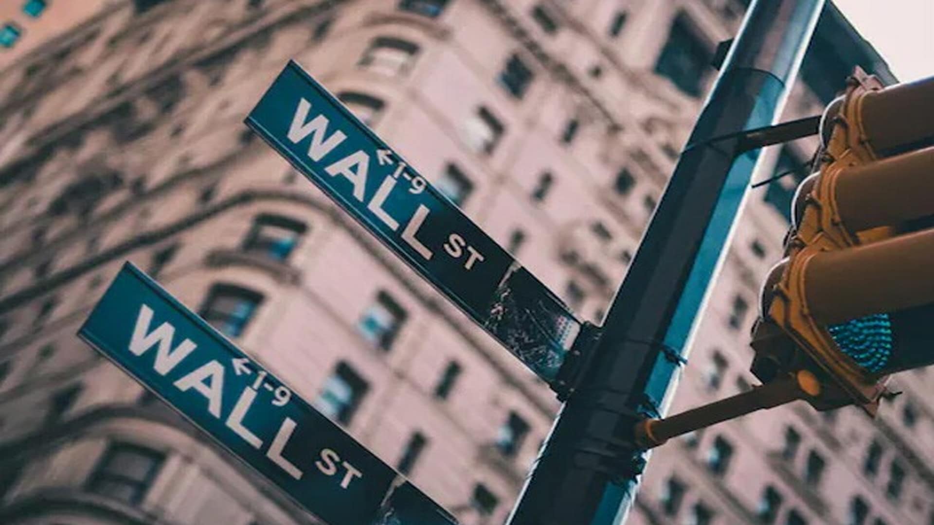 Wall Street Crashes Post Fed Rate Cut And Outlook