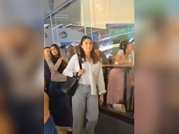 Anushka Sharma, Mom-To-Be Athiya Shetty Spend Time Together At Melbourne Cricket Ground. Watch