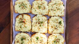 Craving Cheese Toast? Try It Upside Down For A Game-Changing Twist