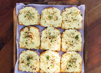 Craving Cheese Toast? Try It Upside Down For A Game-Changing Twist Craving Cheese Toast? Try It Upside Down For A Game-Changing Twist