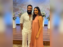 Ranveer Singh-Deepika Padukone Introduce Daughter Dua To The Media In A Private Event