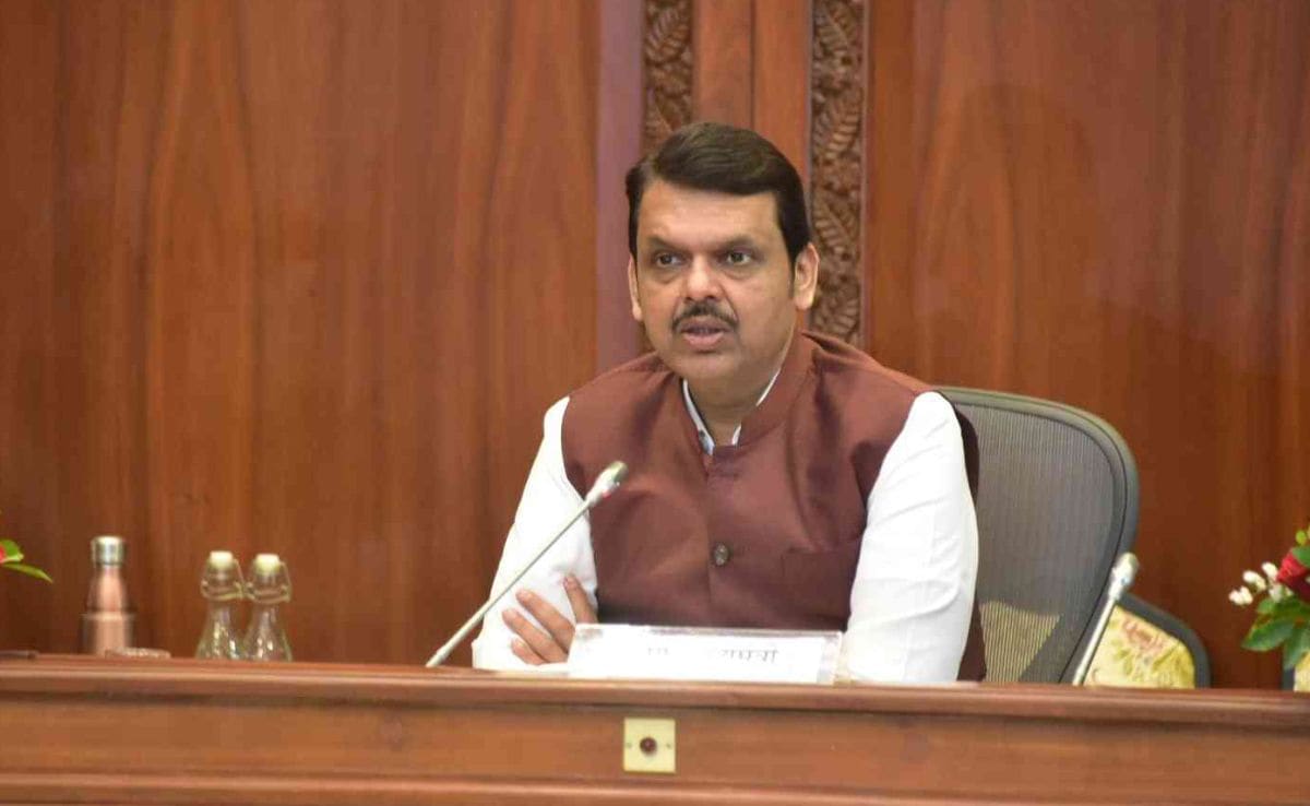 "Lalu Yadav's Dreams...": Devendra Fadnavis On "Doors Open For Nitish Kumar" Remark