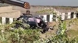 सवाई माधोपुर में सड़क हादसे में मां-बेटे की मौत, दिल्ली-मुंबई एक्सप्रेसवे पर अनियंत्रित होकर कार 10 फ़ीट गड्ढे में गिरी&nbsp;