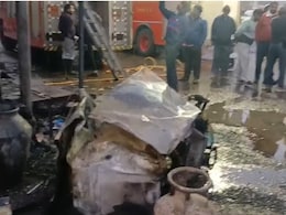 घर में लगी भीषण आग, पति-पत्नी और 2 बच्चों की मौत, मध्य प्रदेश के देवास में बड़ा हदासा घर में लगी भीषण आग, पति-पत्नी और 2 बच्चों की मौत, मध्य प्रदेश के देवास में बड़ा हदासा