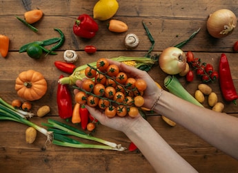 Eating Slowly Can Improve Your Gut Health, Says Expert Eating Slowly Can Improve Your Gut Health, Says Expert