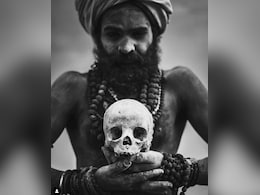 क्या खाते हैं, कहां रहते हैं, कैसा होता है इनका जीवन...इन 5 प्वाइंट्स में समझिए 'अघोरियों' की रहस्यमयी दुनिया क्या खाते हैं, कहां रहते हैं, कैसा होता है इनका जीवन...इन 5 प्वाइंट्स में समझिए 'अघोरियों' की रहस्यमयी दुनिया