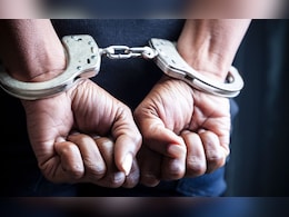 मुंबई एयरपोर्ट पर कस्टम विभाग की कार्रवाई, 14 करोड़ की हाइड्रोपोनिक वीड बरामद, एक गिरफ्तार