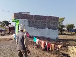 Vidisha में पट्टे की जमीन का अभी कागज भी नहीं बना और तन गई पूरी कॉलोनी, प्रशासन ने कही ये बात