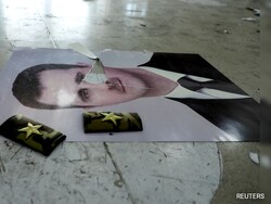 Syrian Female Blogger Freed From Assad Jails: Mother