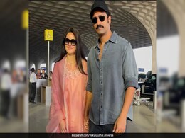 Vicky Kaushal And Katrina Kaif Chose Comfy December Casuals With A <i>Salwar Kameez</i> And Denims At The Airport Vicky Kaushal And Katrina Kaif Chose Comfy December Casuals With A <i>Salwar Kameez</i> And Denims At The Airport