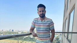 <i>"Delhi Aao Aur Chole Bhature Na Khaao"</i>: Irfan Pathan Enjoys Delhi's Favourite Breakfast On The Go