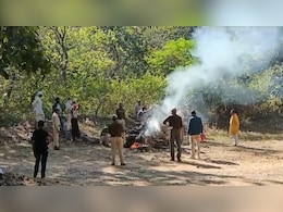 खतरे में वन्य जीव: मैहर के बाद अब बड़वानी में तेंदुए की मौत, सामने आई ये वजह खतरे में वन्य जीव: मैहर के बाद अब बड़वानी में तेंदुए की मौत, सामने आई ये वजह