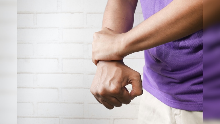 World Arthritis Day 2025: शरीर की मजबूत नींव हैं हड्डियां, जानें इन्हें कैसे रखें हेल्दी